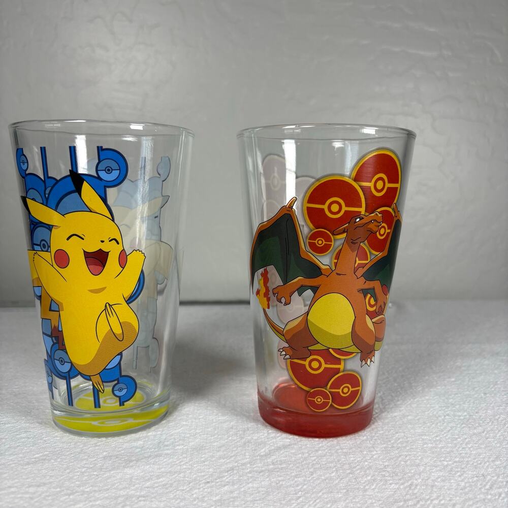 Pokémon Pikachu Charizard Pint Glasses Set of 2 Just Funky 2015 2016 Collectible